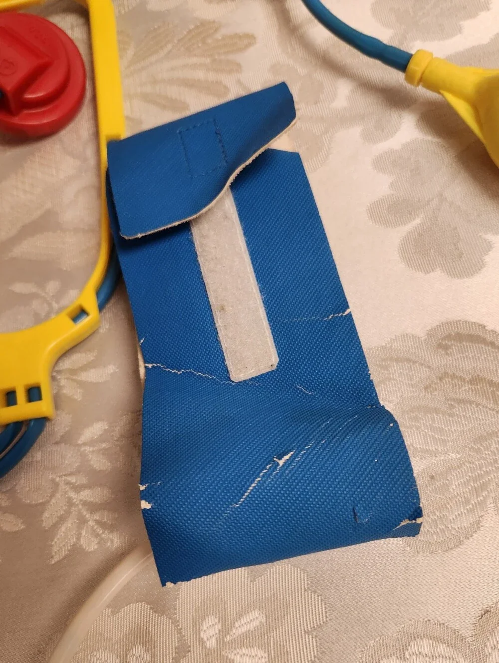 Vintage 1987 Fisher Price Doctor’s Bag Toy